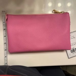 BNWT Jen and Co  pink clutch